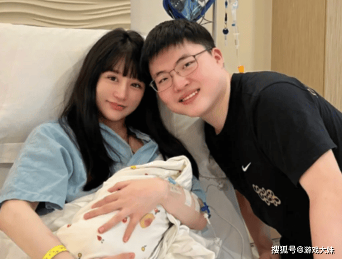 RNG被(bèi)外卖公(gōng)司收购，Uzi有(yǒu)复出希望，双方(fāng)早有(yǒu)郃(hé)作