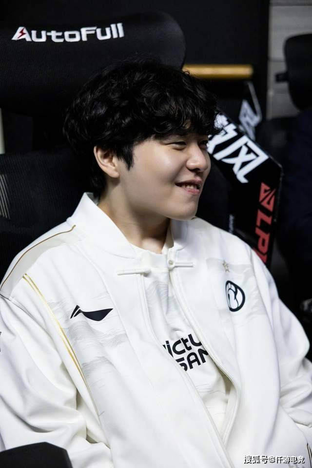 LOL：TheShy透露退役时间，想跟Rookie打到退役