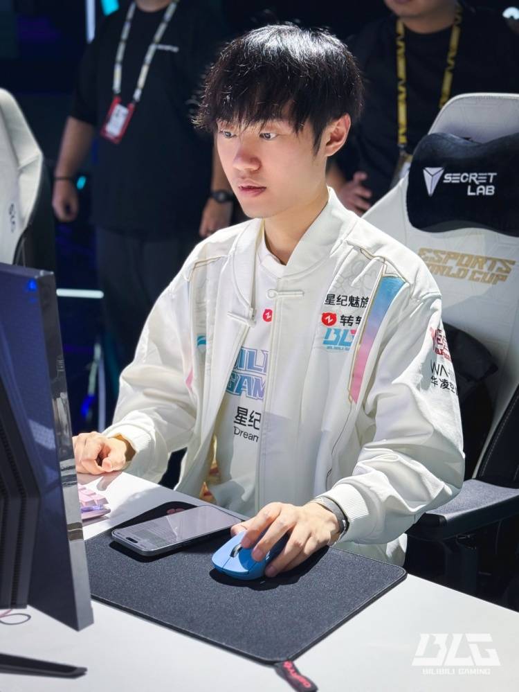 【7.16】电競(jìng)游戏前沿资讯：LOL美测服更新、Xiaoxu离队、Lele、JiaQi恢复自由人、飛(fēi)牡蛎戰(zhàn)队喊(hǎn)话HLE