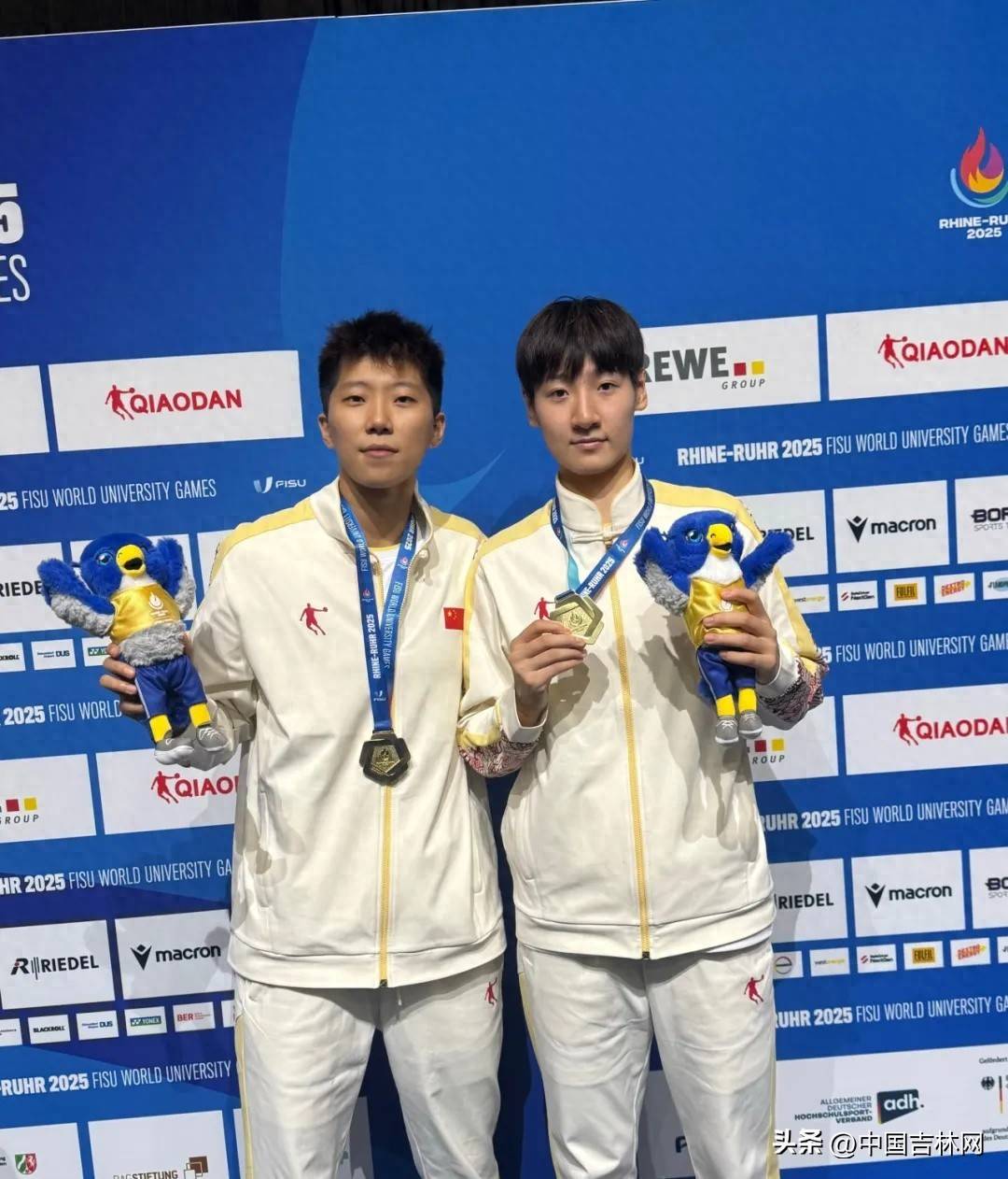 李星诺、赵若含！为国争光！