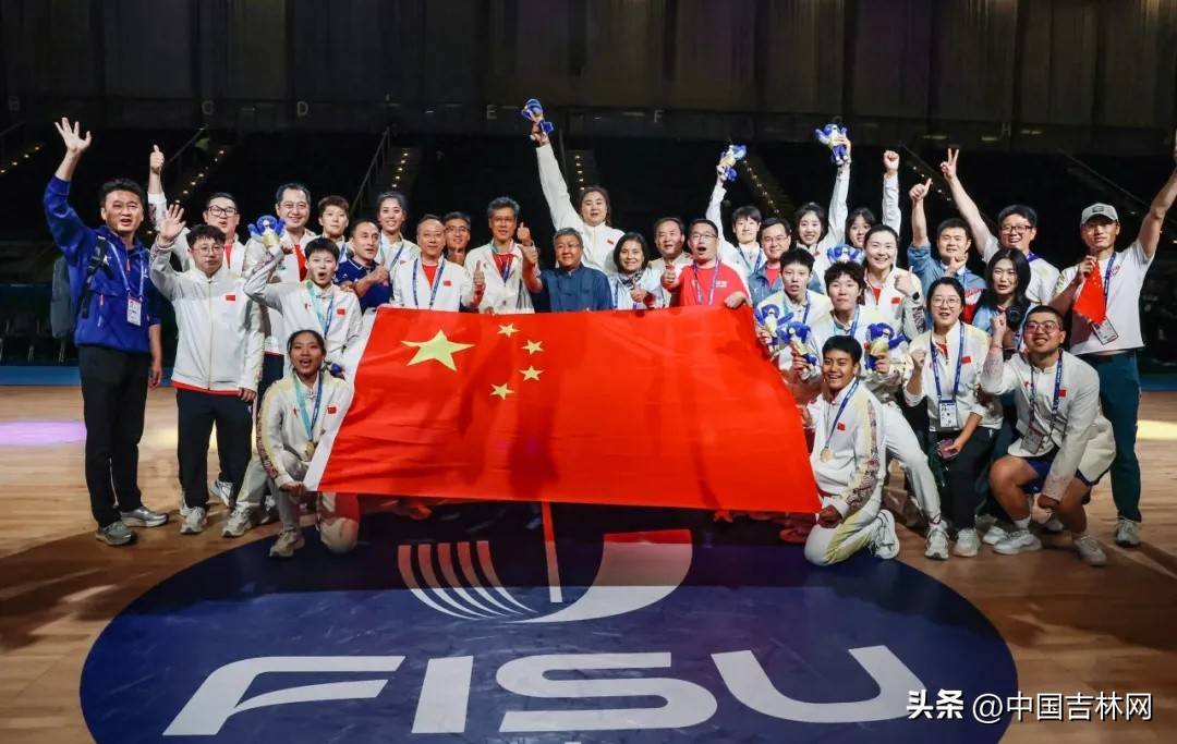 李星诺、赵若含！为国争光！