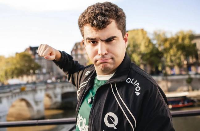 【一競(jìng)技1JingJi】LOL：S15首位被拳(quán)頭(tóu)制裁的选手诞生(shēng)