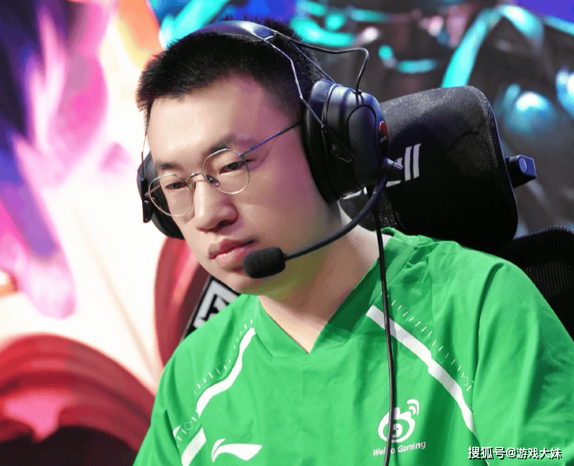 LOL社区发起投票，有史以来谁最被低估(gū)？前十名里只有一(yī)位(wèi)LPL选手