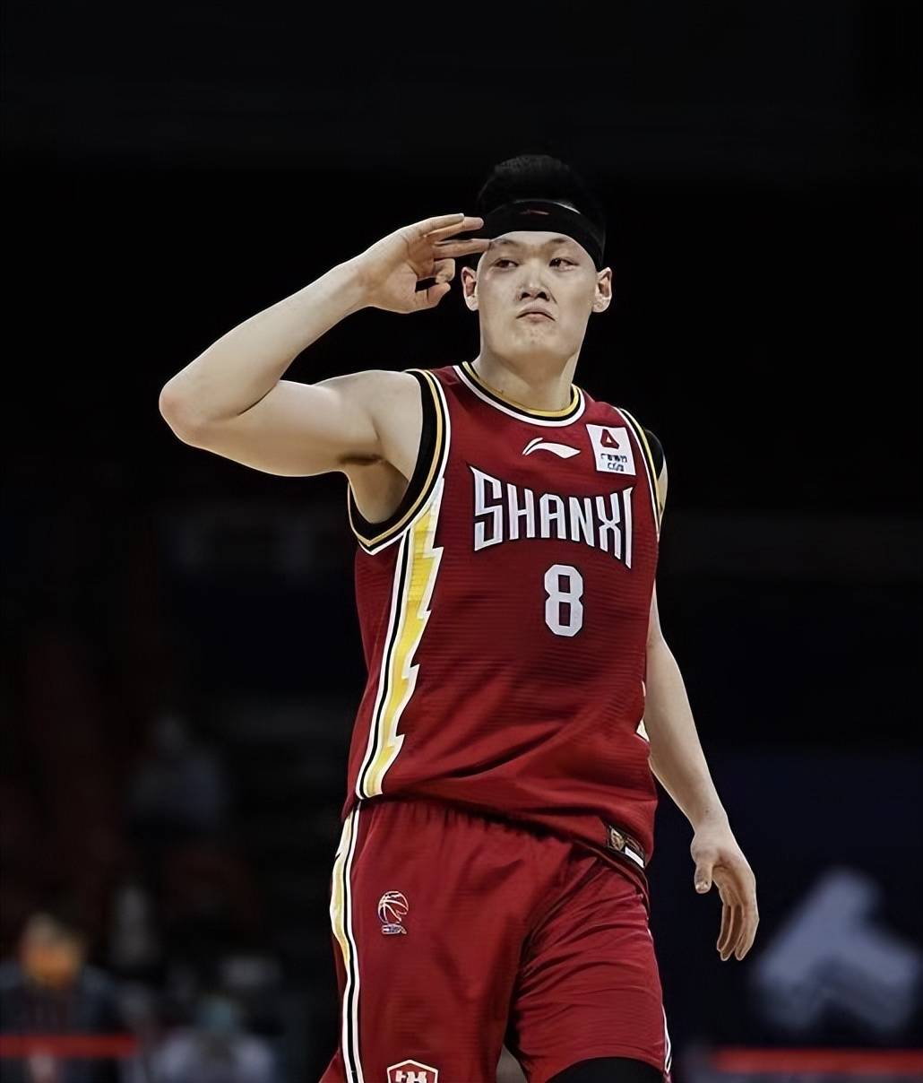 焦点战12人大名单出炉！张宁缺席，广东男篮派出强阵，胡明轩复出